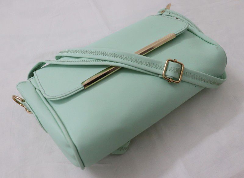 Green Sling Bag Pista Green Sling or Waterproof hand bag