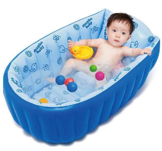 Inflatable bathtub for babies