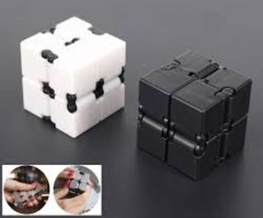 FIDGET Stress Reducer Cube Toy - 1 pcs