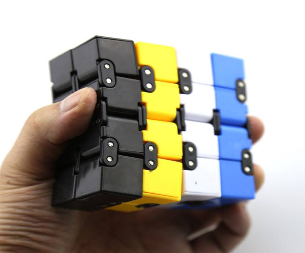 FIDGET Stress Reducer Cube Toy - 1 pcs