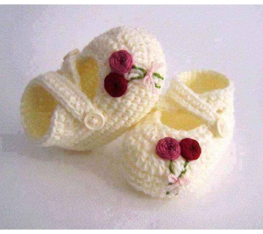 Woolen Shoes for baby girl