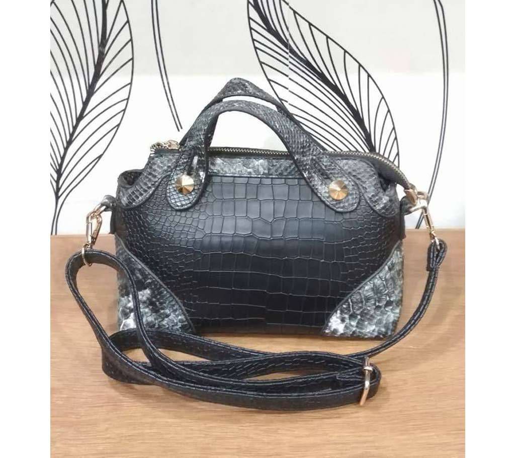 Ladies Artificial Leather Handbag