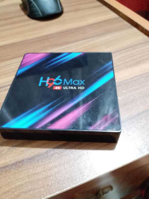 h96 max 4 k output tv box with gb ram android 9.0 only 6 month used