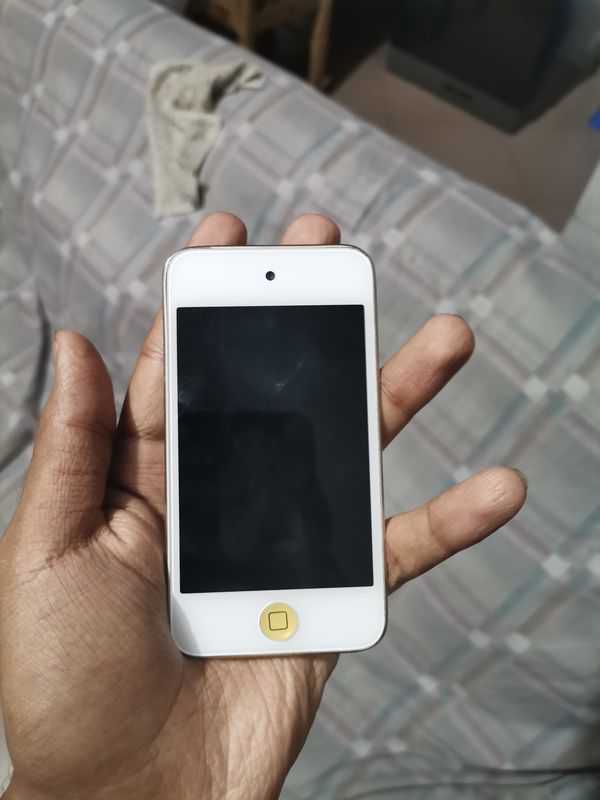 Apple iPhone 3 Ipod 4