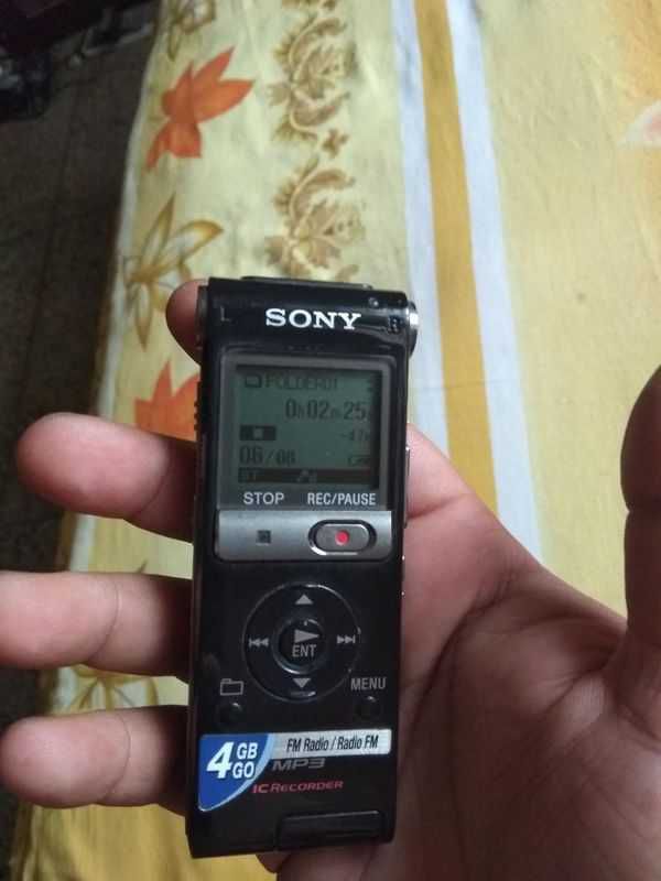 SONY IC-RECORDER WITH MP3 PLAYER