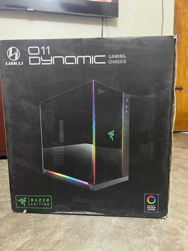 Lian Li O11 Dynamic Razer Edition ATX Mid Tower Gaming Case (Black)