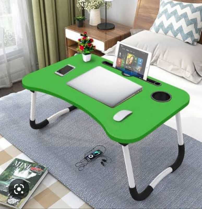 Foldable table for laptop and reading
