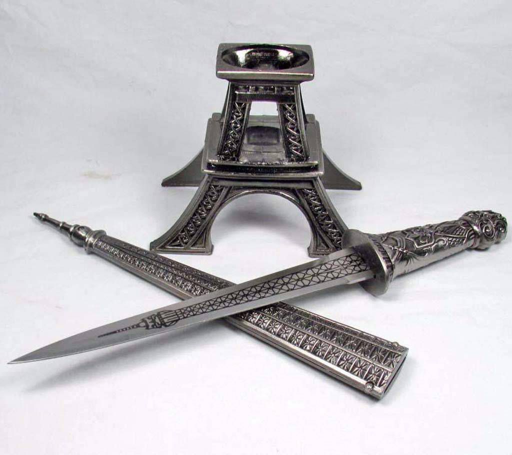Eiffel Tower fantasy knife showpiece 