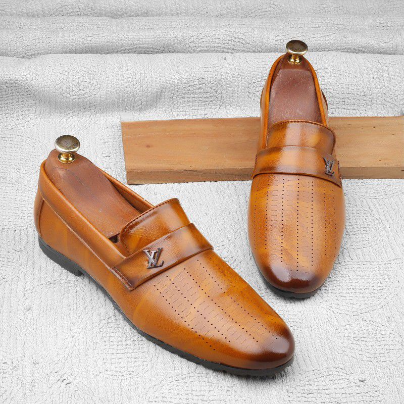 Tan Casual Shoes For Men Sneakers For Men  (Tan)