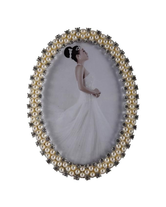 Oval Shaped Picture Frame - 4R - Beige and Silver