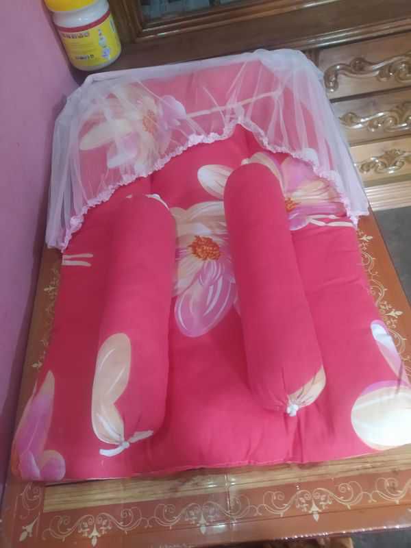 Newborn Baby bed & Pillow ( Gift পেয়েছিলাম)