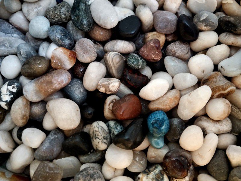 DS Creations Multicolor Quartz II Polished Stones/Pebbles for Aquarium, Fish Tank, Garden, Vase Filler  (Pebbles)