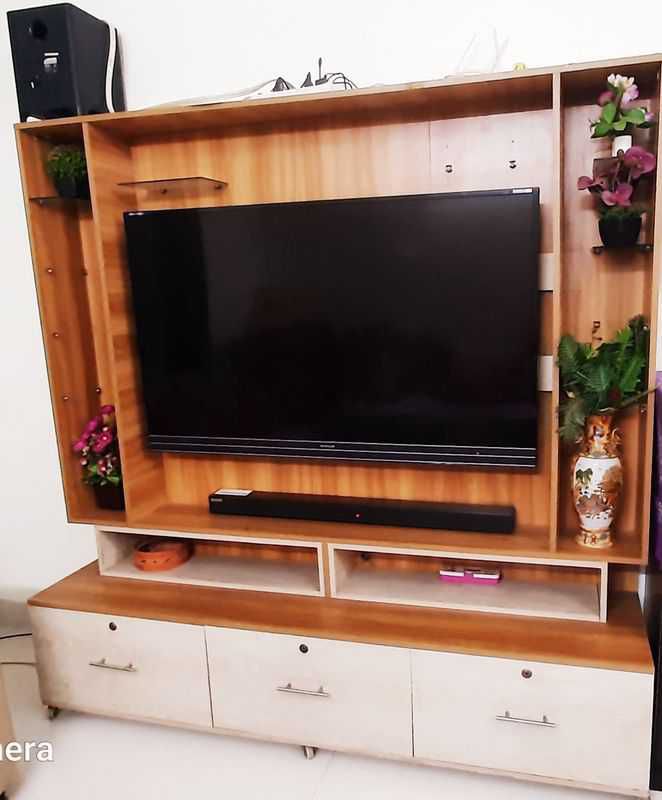 Tv Stand (Smart Design)