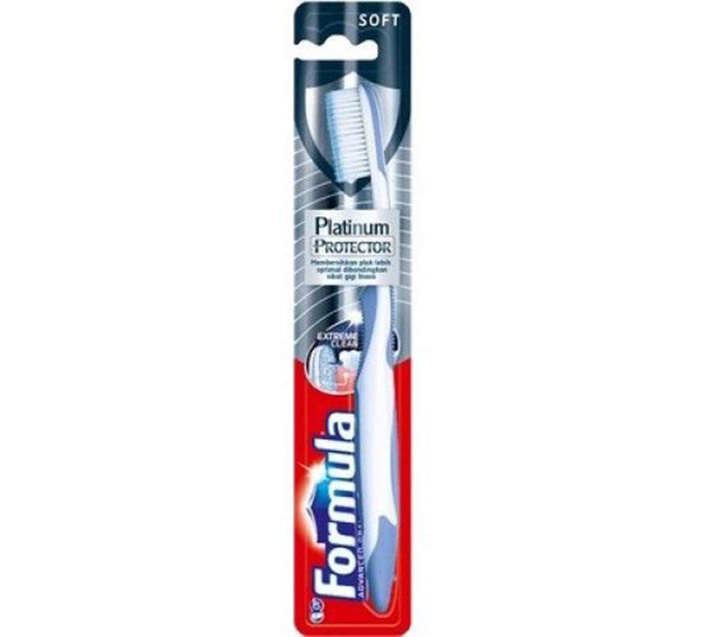 Formula Extreme Clean Soft Toothbrush