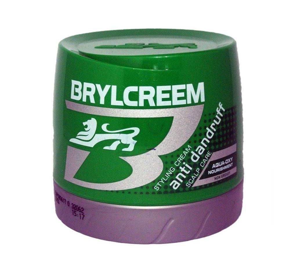 Brylcreem hair gel (Lebanon)