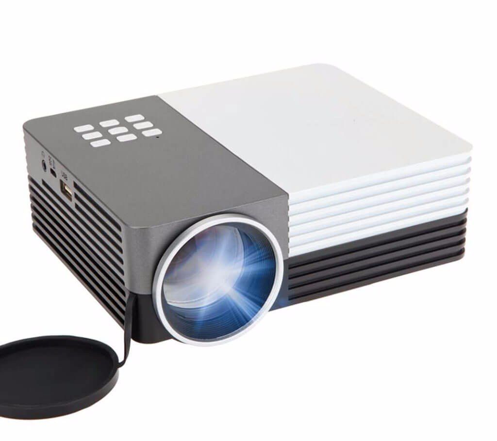 GM50 Mini LED projector 150 Lumen