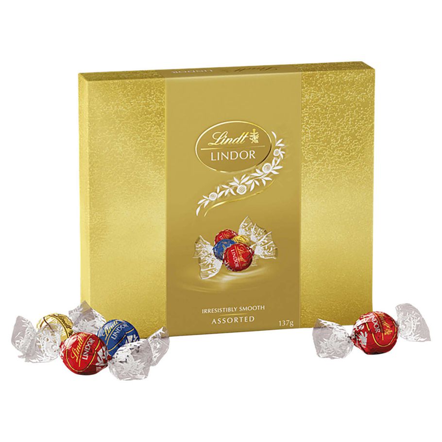 Lindt Lindor Classic Assorted Chocolates Gift Box 137g