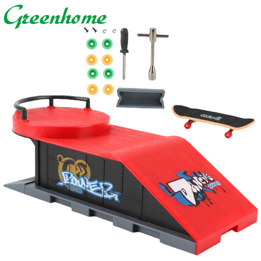 Greenhome Finger Skateboard Detachable Multiple Scenes ABS Finger Skateboard Park Ramp Toys for Kids