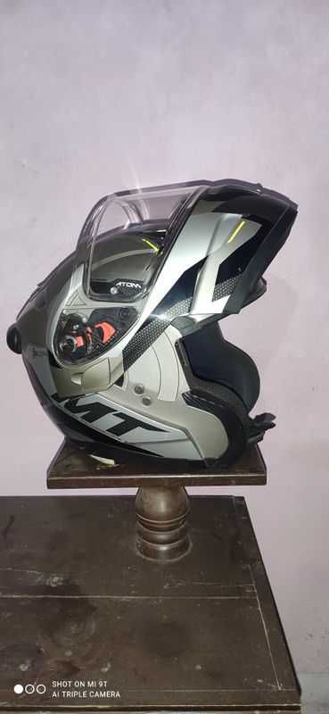MT Atom SV modular helmet of