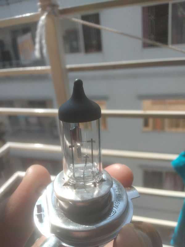 H4 Halogen bulb