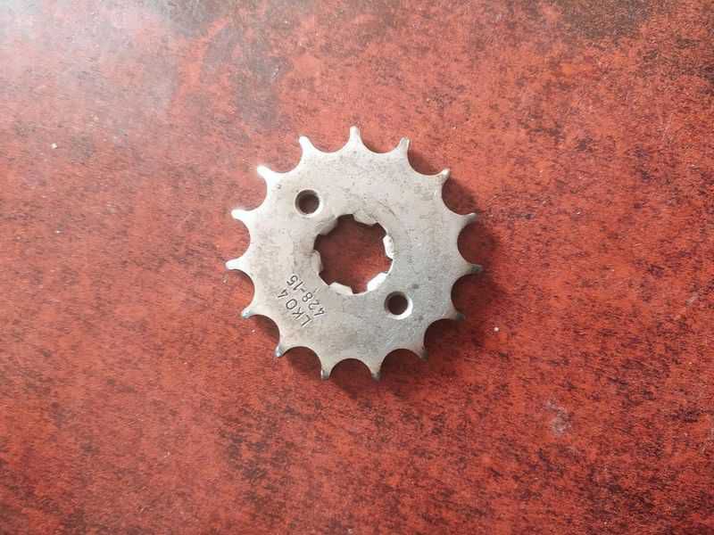 Gixxer chain sprocket wheel nut