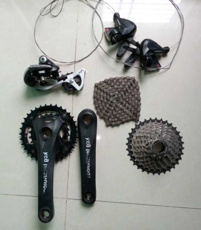 8speed groupset for sell with 2speed Crankset (1month used)