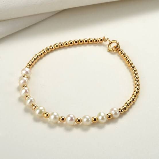Exclusive stylish bracelet for Women / মেয়েদের হাতের গহনা