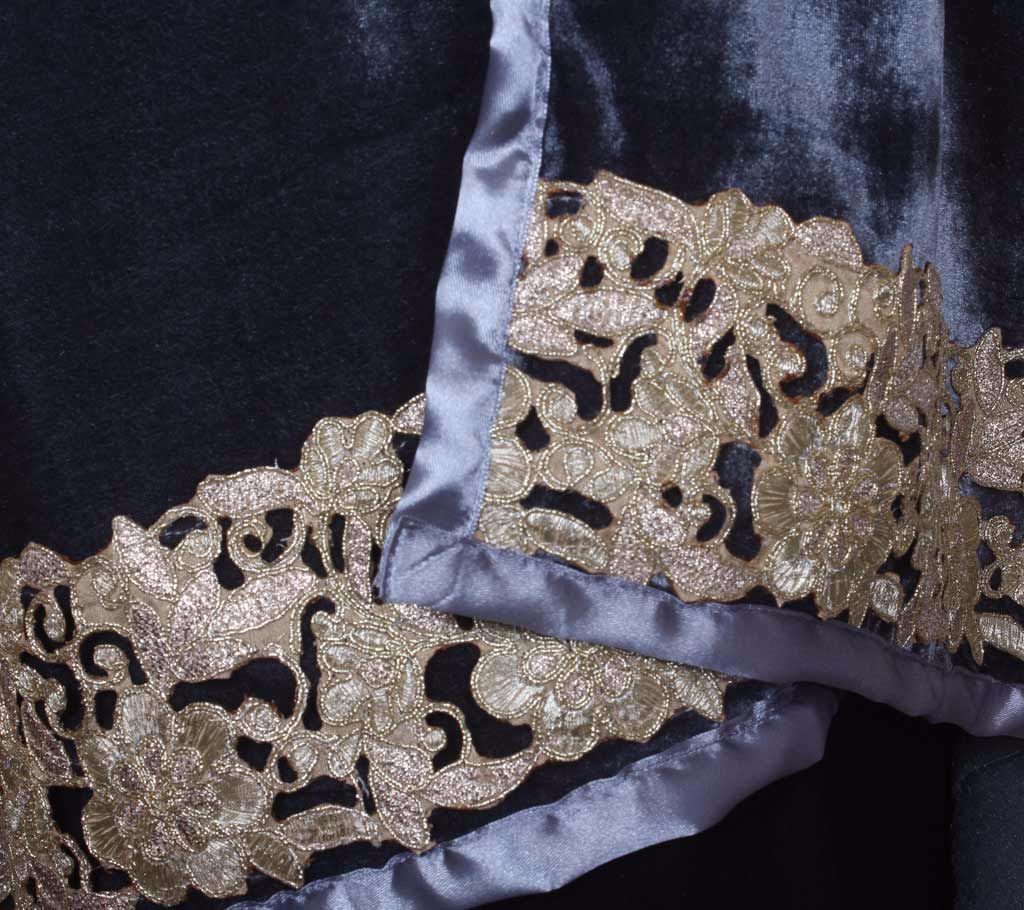  Ash/Silver Velvet Ladies Shawl with embroidered Lace border
