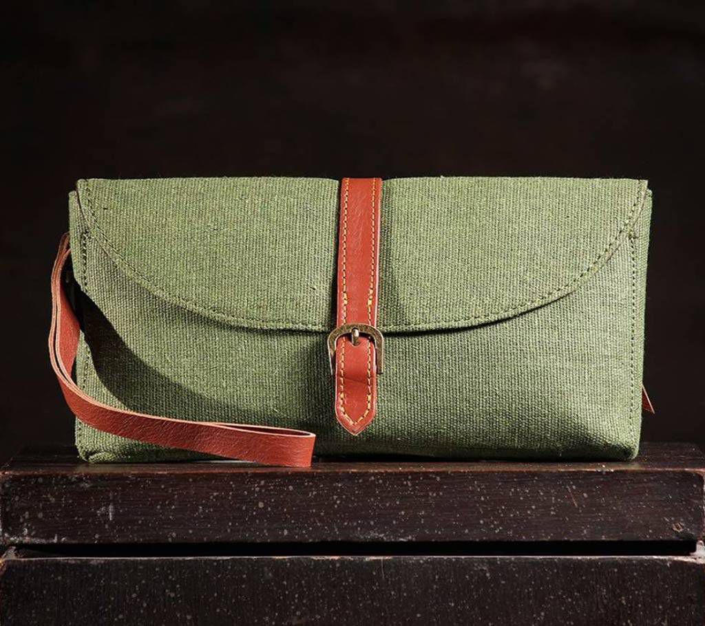 Fiona- Pickle Green makeup pouch